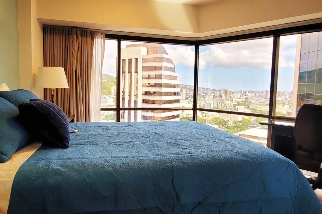 Condotel With Free Parking Wifi Central Ac ホノルル エクステリア 写真